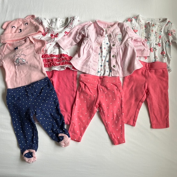 Lot of 4 Newborn Baby Girl Outfits - Picture 1 of 12
